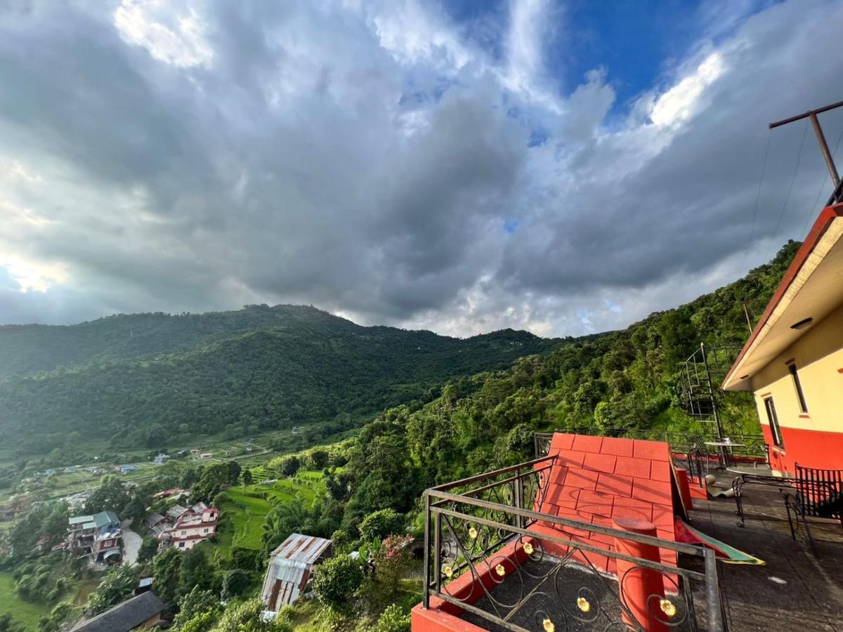 Green Hills Yoga Retreat โพคารา ภายนอก รูปภาพ