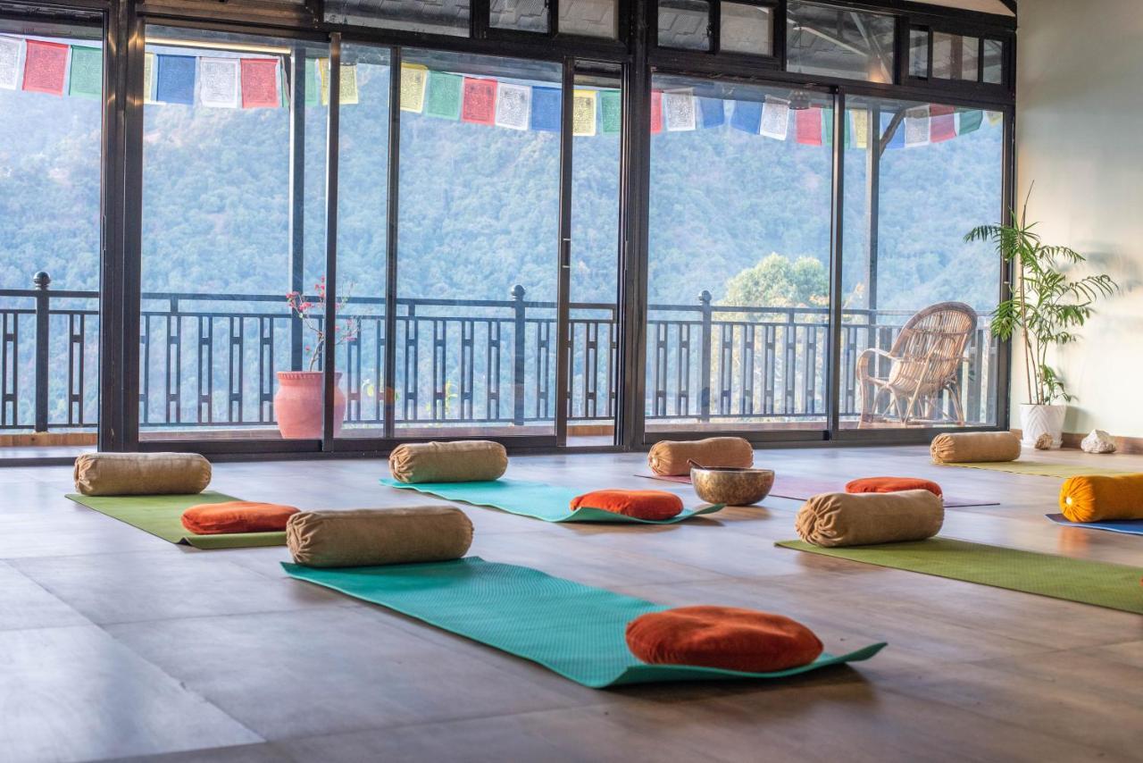 Green Hills Yoga Retreat โพคารา ภายนอก รูปภาพ
