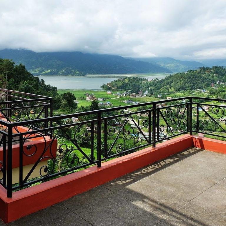 Green Hills Yoga Retreat โพคารา ภายนอก รูปภาพ