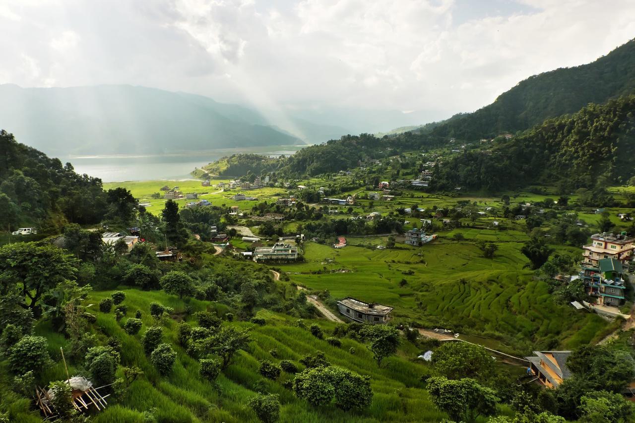 Green Hills Yoga Retreat โพคารา ภายนอก รูปภาพ