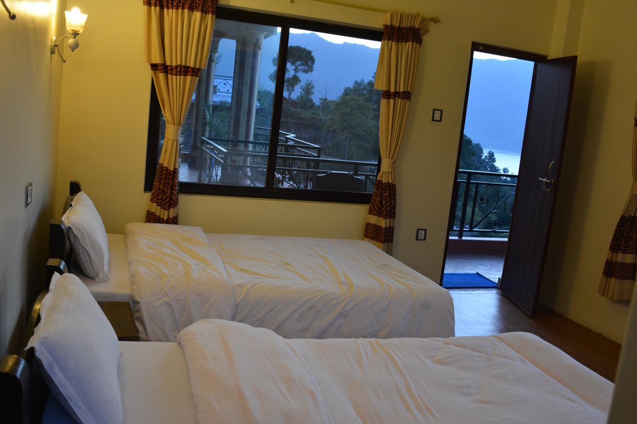 Green Hills Yoga Retreat โพคารา ภายนอก รูปภาพ